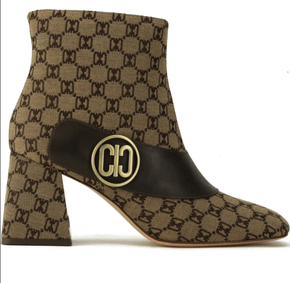 Bota Carmim Hamburgo Café